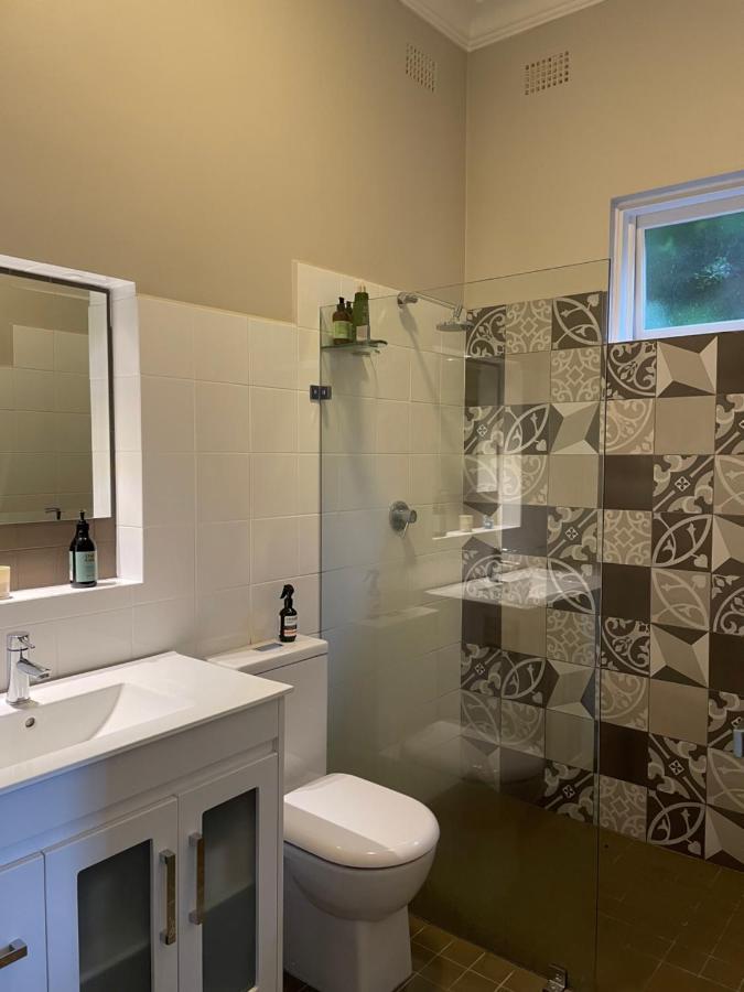 Tranquil Garden Apartment With Living Room Wollongong Esterno foto